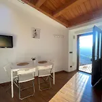 La Pietra Gialla דירה