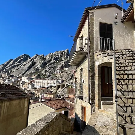 公寓 La Pietra Gialla