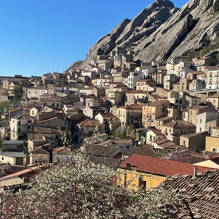 La Pietra Gialla 公寓 皮耶特拉佩尔托萨